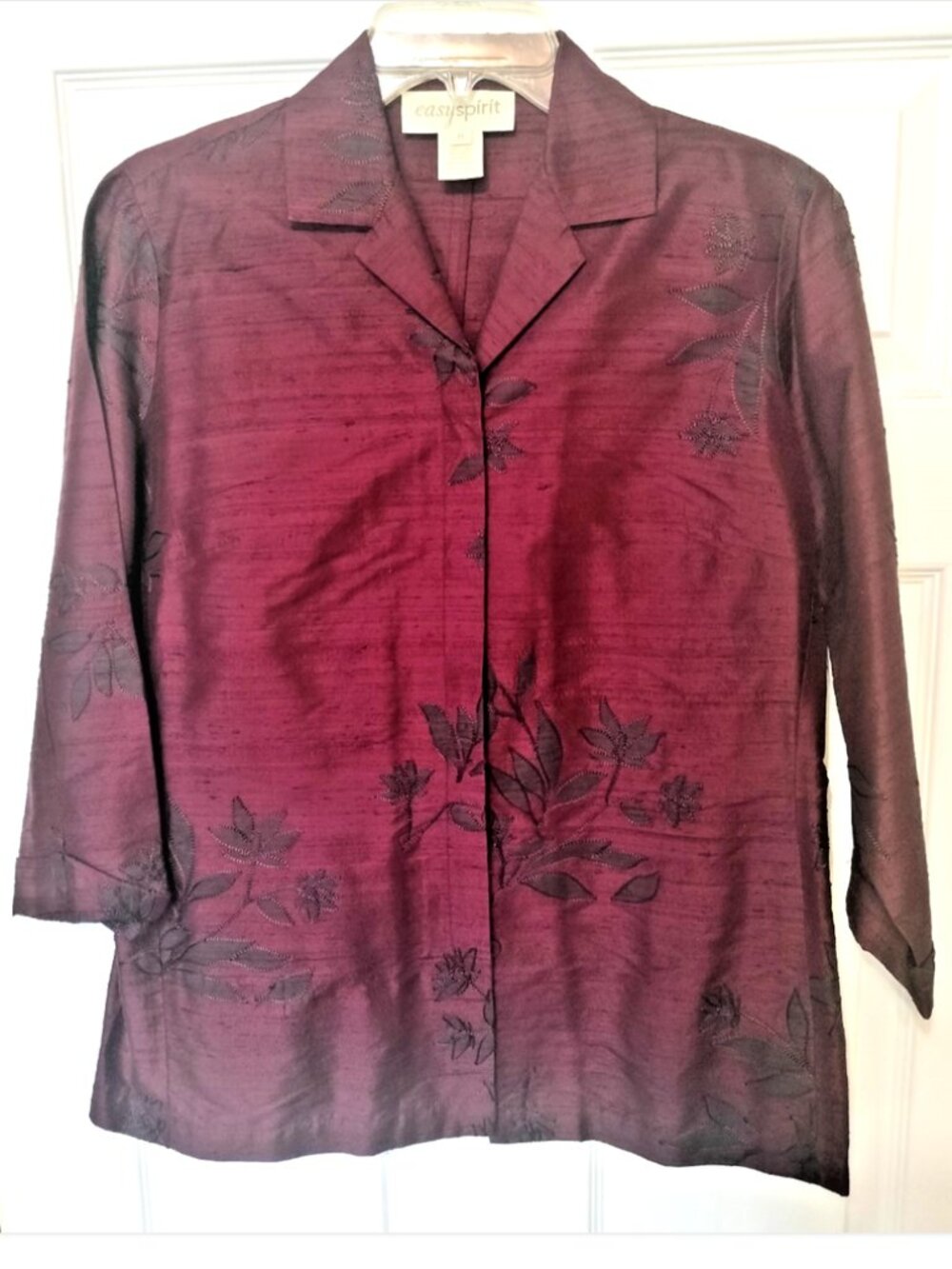 EASY SPIRIT Vintage ELEGANT EMBROIDERED CRANBERRY SILK TUNIC BLOUSE Top Size 0